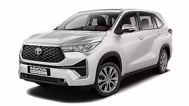 Toyota Innova Hycross